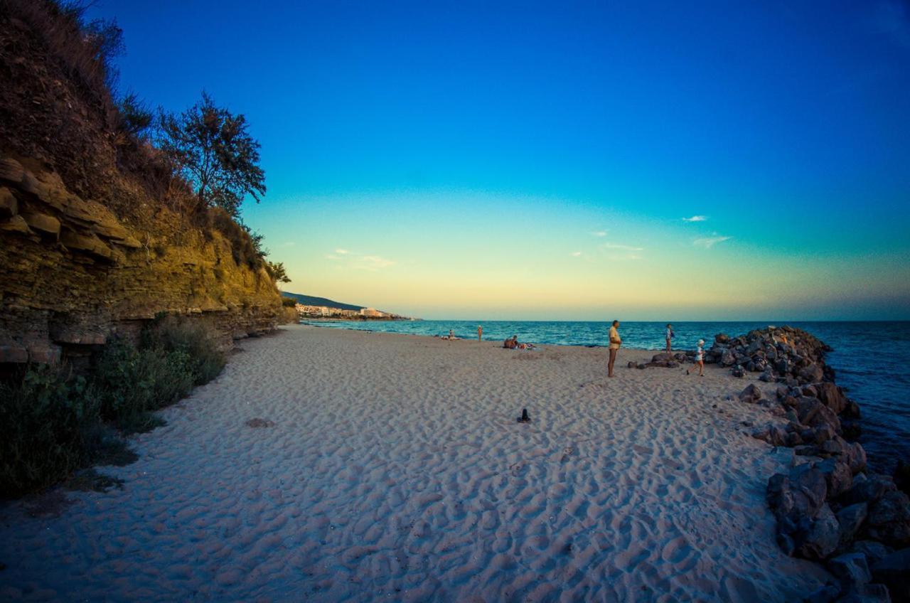 Prestige Fort Beach - Premium Apartments Свети-Влас Экстерьер фото
